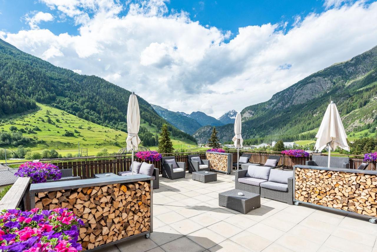 Hotel Crusch Alba Swiss Lodge זרנץ מראה חיצוני תמונה