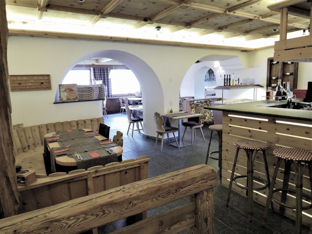 Hotel Crusch Alba Swiss Lodge זרנץ מראה חיצוני תמונה